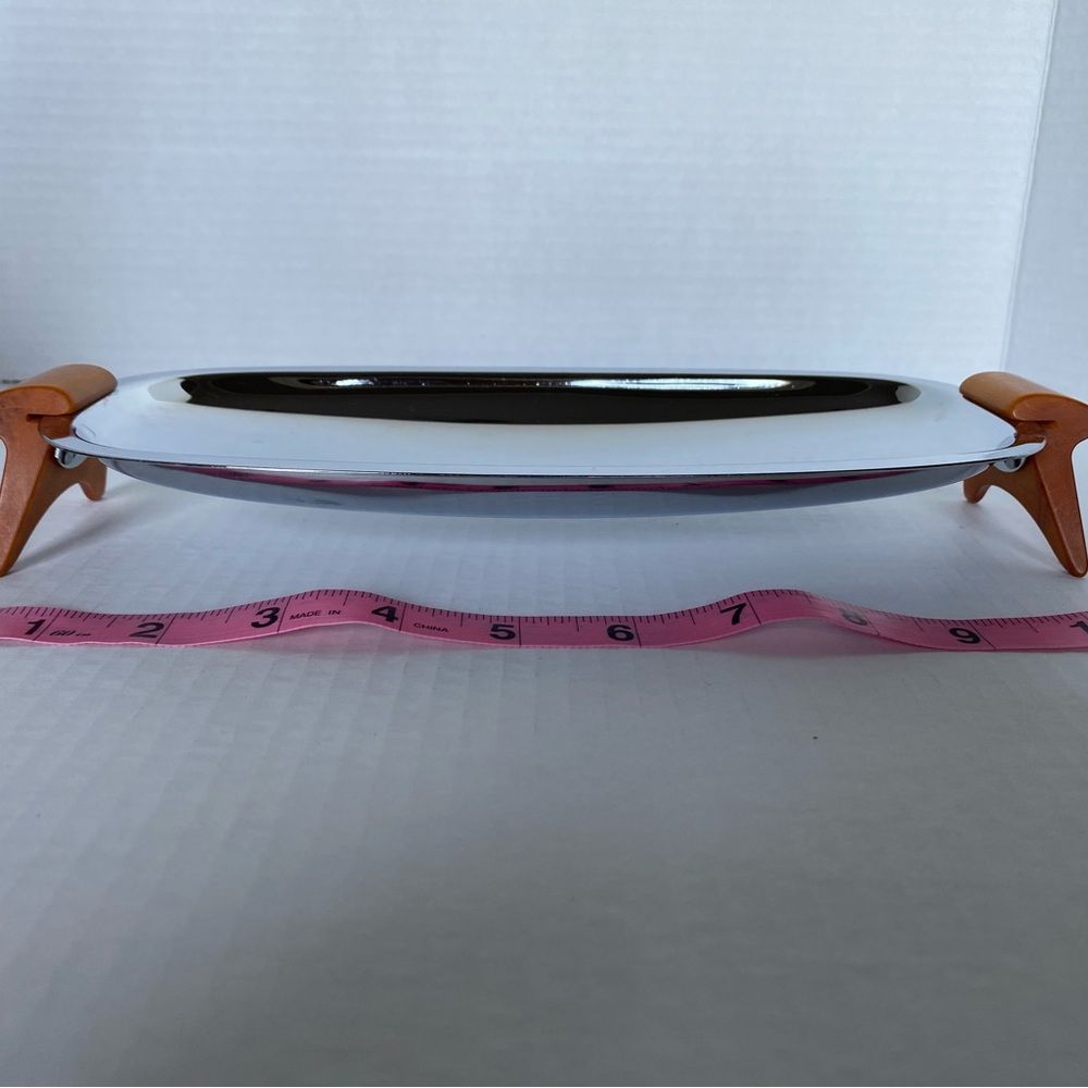 Glo Hill Gourmates chrome tray with Bakelite atomic MCM legs